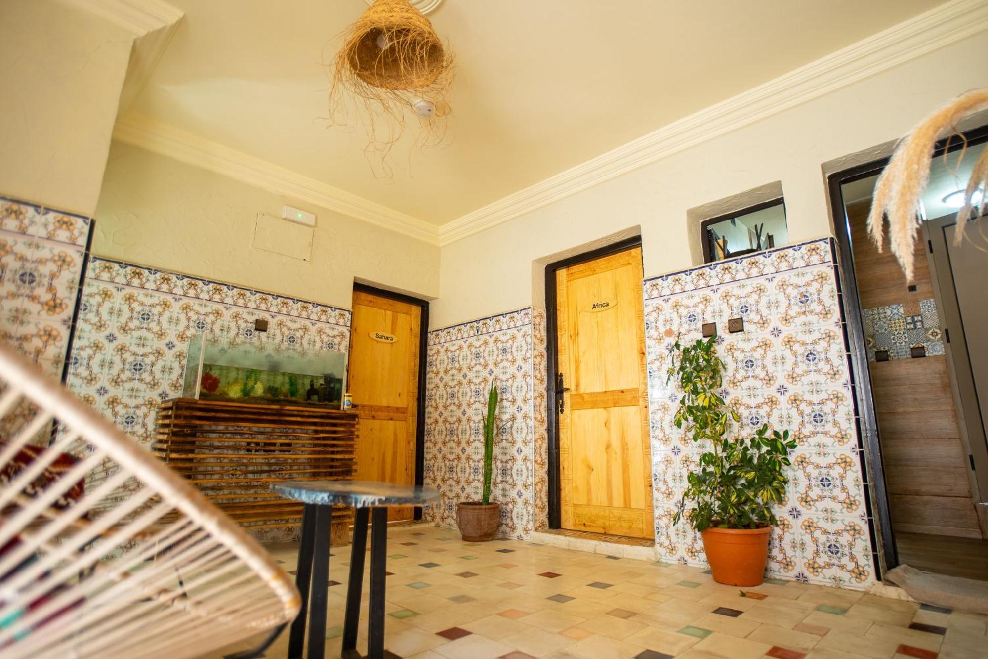 Anza Surfhouse Bed & Breakfast Agadir Exterior photo